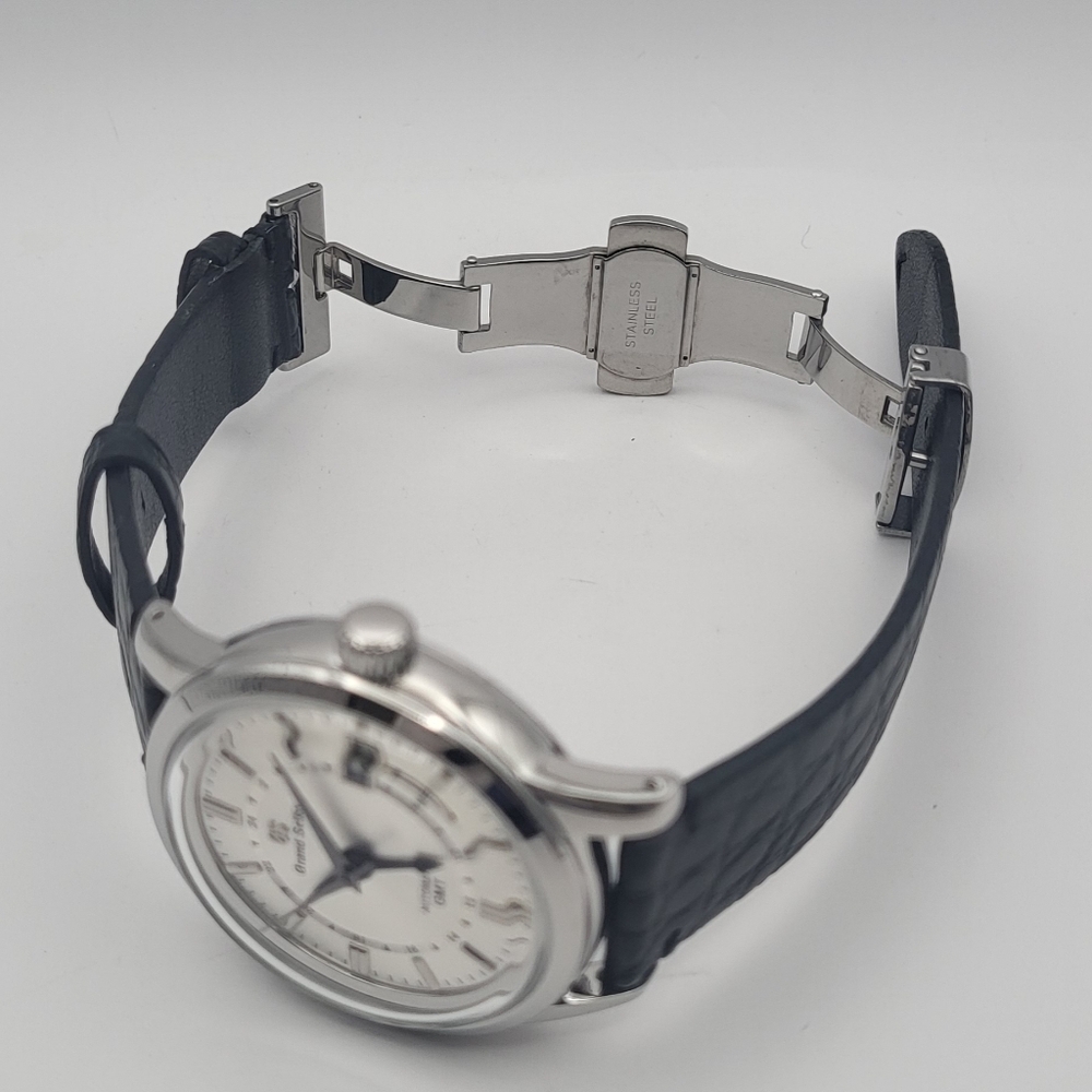 New Custom 39mm Seiko Mod Automatic GMT Watch - Picture 7 of 10
